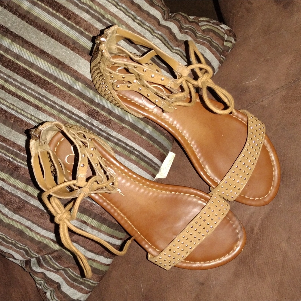 Women's Sz 6M/36 Jessica Simpson Sandals